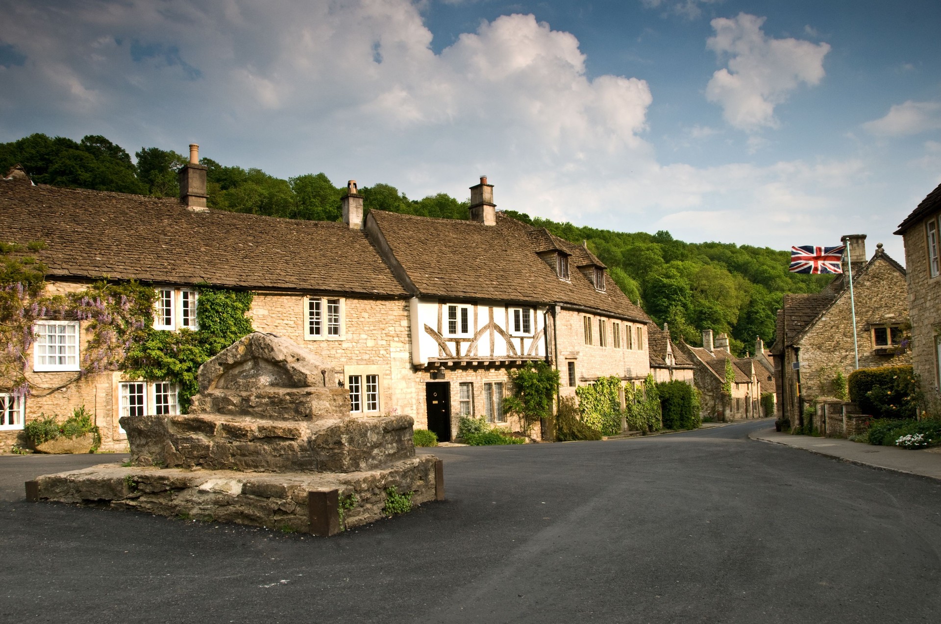 Market square in a traditional English town
